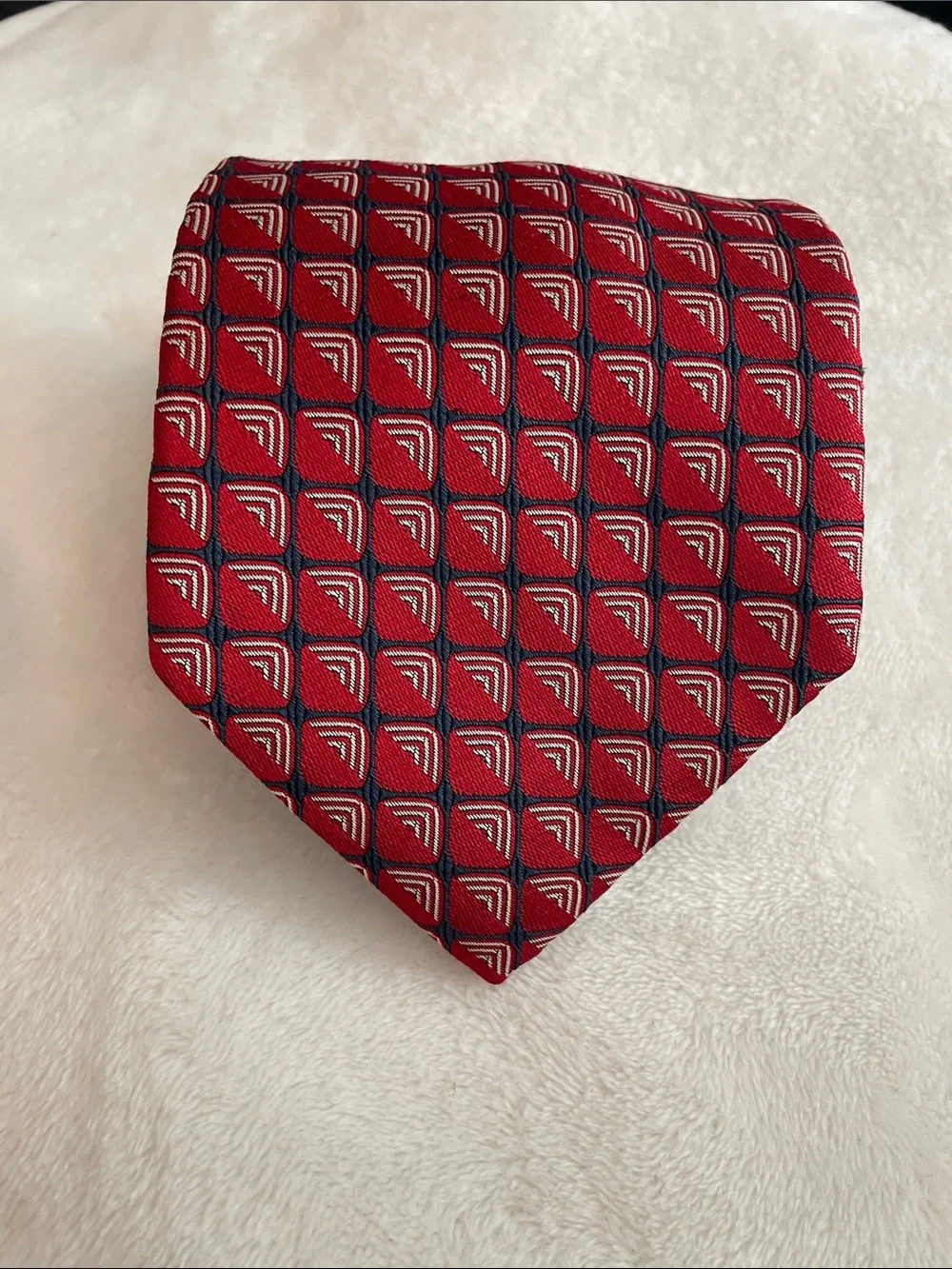 Brooks Basics Red Geometric Silk Tie Navy White Accents 3.75x60.5 Wedding Office